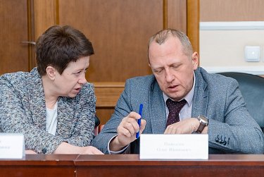 Повышение зарплат «указникам», субсидии на капремонт, индексация коммунальных расходов…